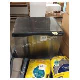 1 LOT SCOTSMAN ICE MACHINE