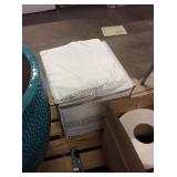 1 CTN DINNER NAPKINS