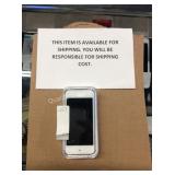 1 LOT IPOD TOUCH 6TH GEN 16GB BLUE W/ACCESS.