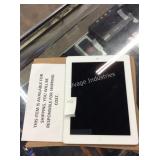 1 LOT IPAD 3RD GEN 16GB  (DISPLAY)