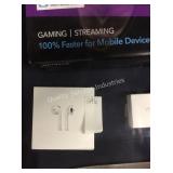 1 LOT APPLE AIR PODS (DISPLAY)