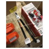 1 LOT FISKARS LOPPERS