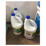 1 LOT CLOROX OUTDOOR BLEACH