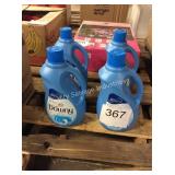 4 BOTTLES DOWNY FABRIC SOFTENER 77OZ