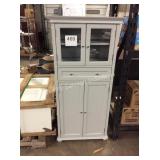 1 LOT ACCENT CABINET