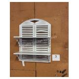 1 LOT DECORATIVE SHELF