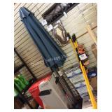 1 LOT 9FT UMBRELLA