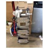 1 LOT DECORATIVE WALL ORGANIZER