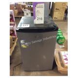 1 LOT WP COMPACT REFRIGERATOR