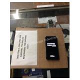 1 LOT SAMSUMG GALAXY S10E 128GB VERIZON (DISPLAY)