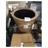 1 LOT LARGE PLANTER W/ SAUCER