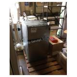 1 LOT WP COMPACT REFRIGERATOR