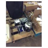 1 LOT (4) 1 GAL ADHESIVE