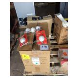 1 CTN MISC LIGHT BULBS