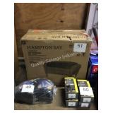 1 LOT CAMBRIDGE OTTOMAN