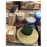 1 LOT FLOOR CLEANING PADS