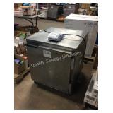 1 LOT BEVERAGE AIR REFRIGERATOR