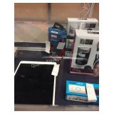 1 LOT MARVEL GARMIN VIVO FIT JR 2 SPIDERMAN