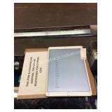 1 LOT IPAD AIR 3RD GEN GOLD 64GB (DISPLAY)