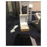 1 LOT 14K GOLD EARRINGS (DISPLAY)