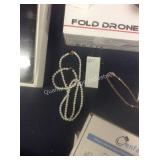 1 LOT 14K GOLD CHILDS PEARL SET (DISPLAY)