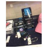 1 LOT NUCKEES PHONE GRIP & STAND (DISPLAY)