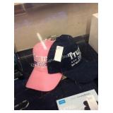 1 LOT 3 TRUP 2020 BALL CAPS (DISPLAY)