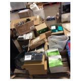 1 SKID STORE MERCHANDISE