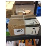 1 CTN PEGASUS HAND HELD SHOWER W. DIVERTER