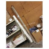 1 LOT PLASTIC MEASURING POLES