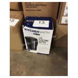 1 CTN KITCHEN SMITH ELECTRIC KETTLE