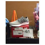 1 CTN LADIES TENNIS SHOES SZ 7