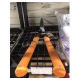 1 LOT FISKARS HEDGE SHEARS