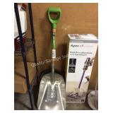 1 LOT 2 ALUMINUM SCOOPS