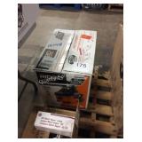 1 CTN RIDGID 4 GAL SHOP VAC