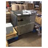 1 LOT UNDER COUNTER REFRIGERATOR