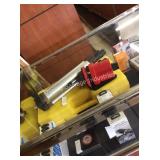 1 LOT TRIPOD LASER LEVEL (DISPLAY)