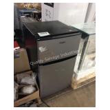 1 LOT WP COMPACT REFRIGERATOR