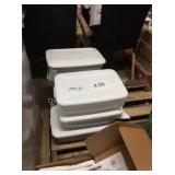 1 LOT 6 PLASTIC BINS