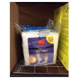1 LOT 20R HANES CREW SOCKS