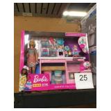 1 LOT BARBIE CAKE DECORATING PLAY SET