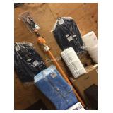 1 LOT FISKARS POLE SAW