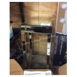 1 LOT ACCENT TABLE
