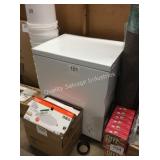 1 LOT FRIGIDAIRE CHEST FREEZER