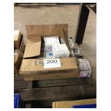 1 LOT ASST LIGHT BULBS