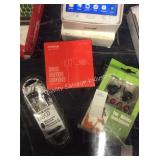 1 LOT 4 ASST EARBUDS (DISPLAY)