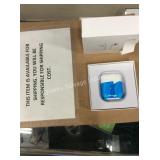 1 LOT EAR PODS (DISPLAY)