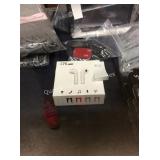 1 LOT I7S EAR PODS (DISPLAY)