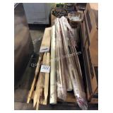 1 LOT TACK STRIPS AND STAKES