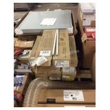 1 LOT GE FLUORESCENT BULBS